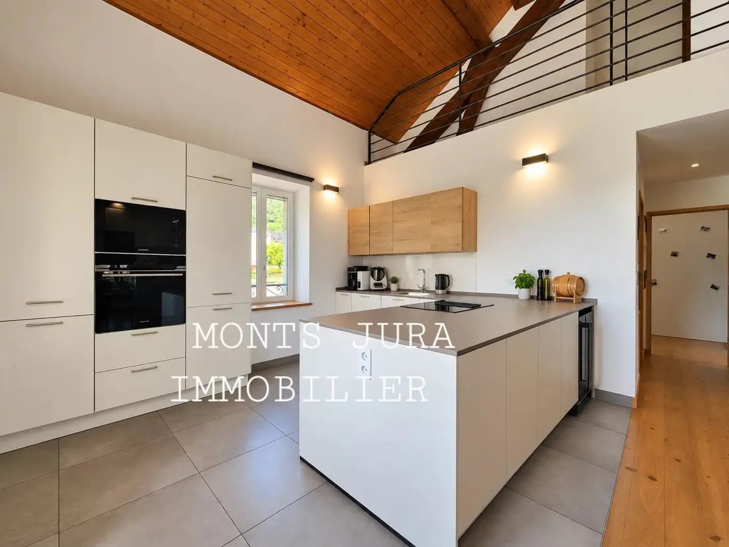 Appartement à louer, 117m², Collonges