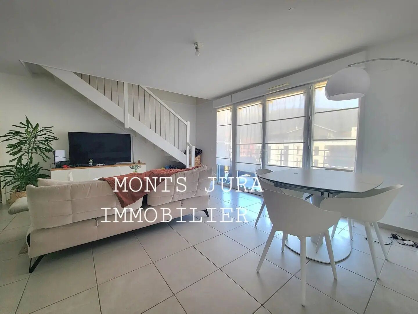 Appartement à vendre, 86m², Cessy