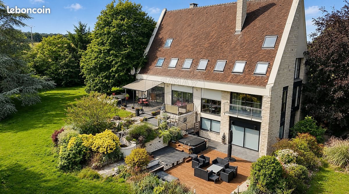 Maison à vendre, 373m², Longpont