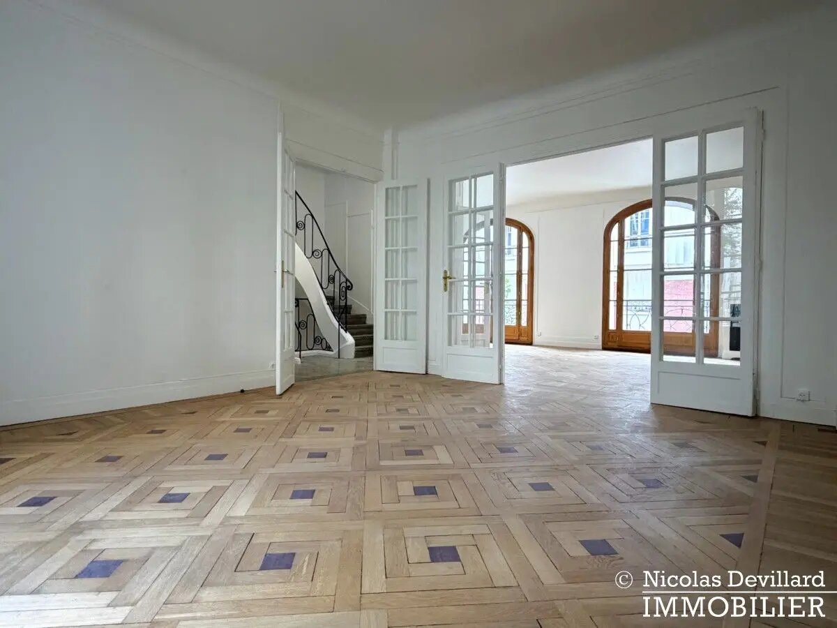 Maison à louer, 237m², Paris 15ème