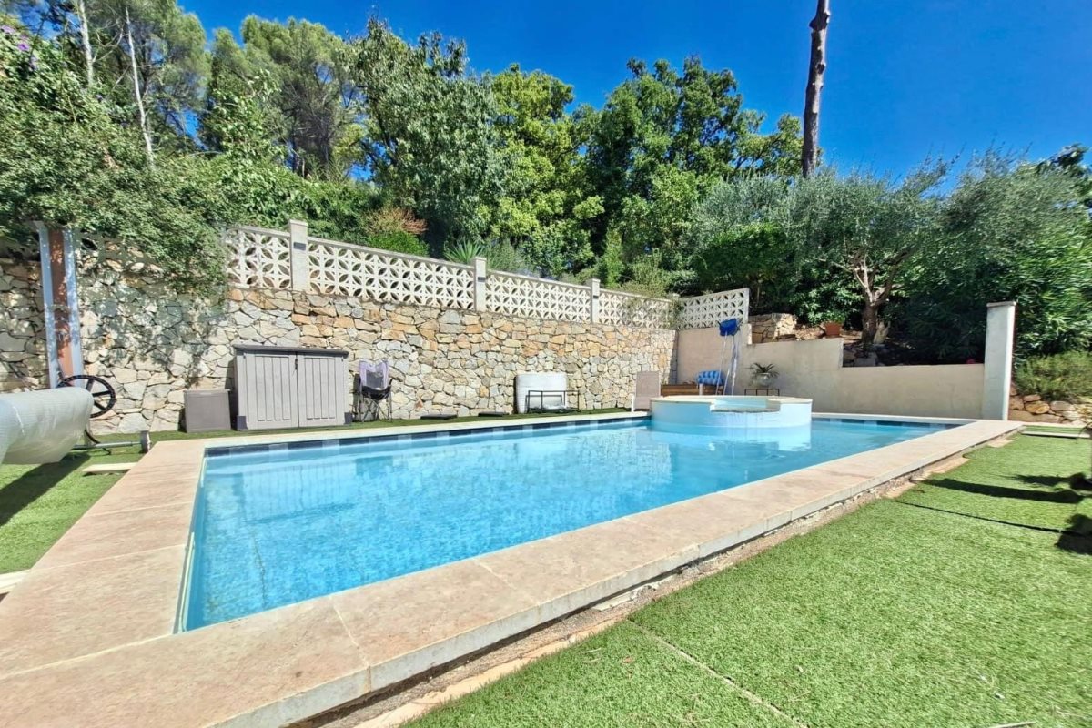 Maison à vendre, 124m², Tourrettes