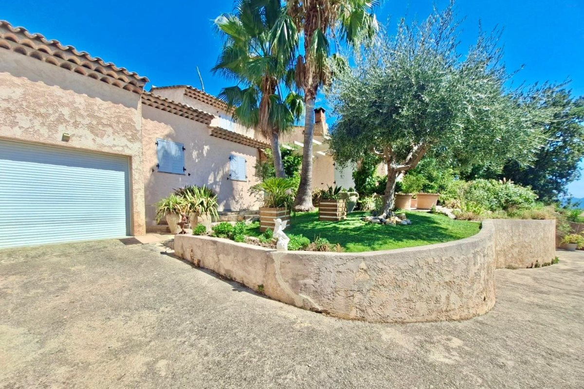 Maison à vendre, 124m², Tourrettes