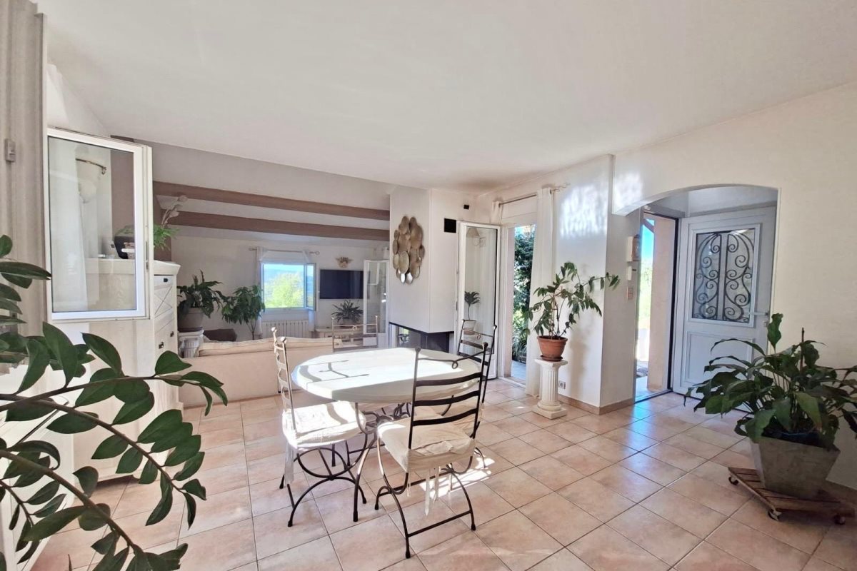 Maison à vendre, 124m², Tourrettes
