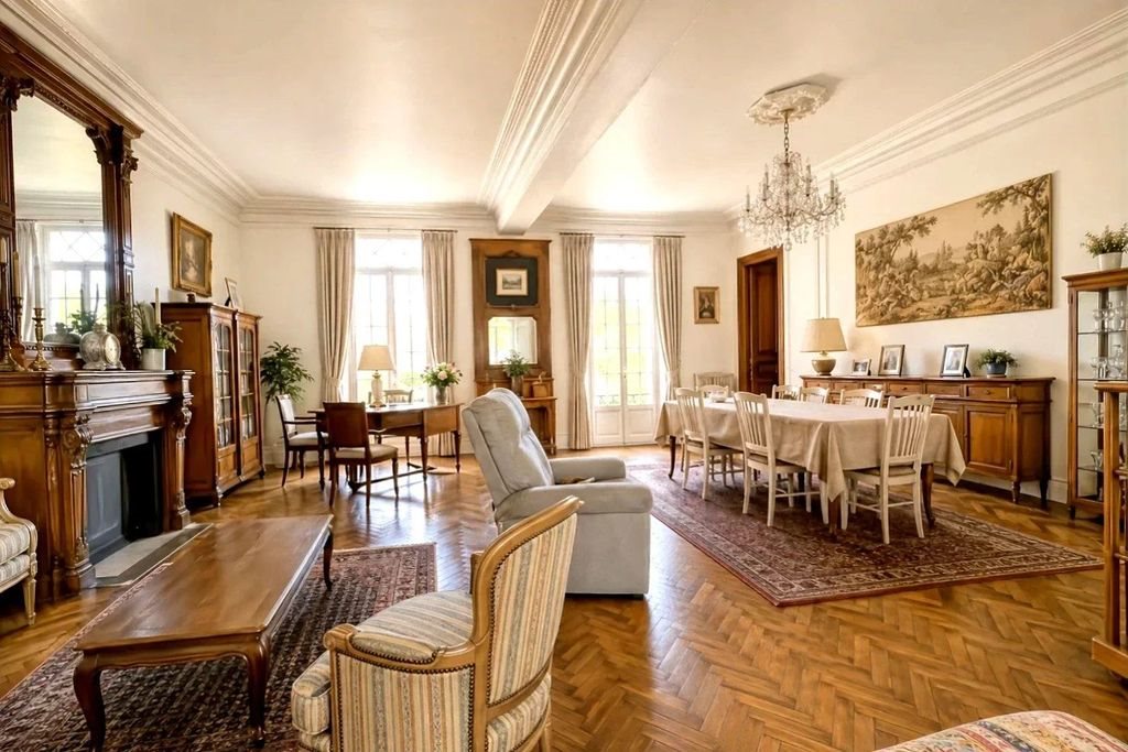 Maison à vendre, 260m², Pont-de-Metz
