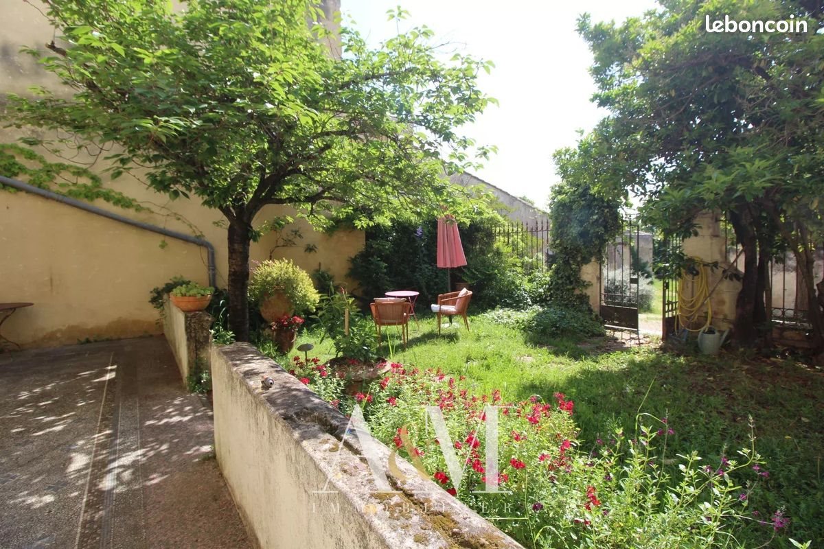 Maison à vendre, 354m², Gallargues-le-Montueux