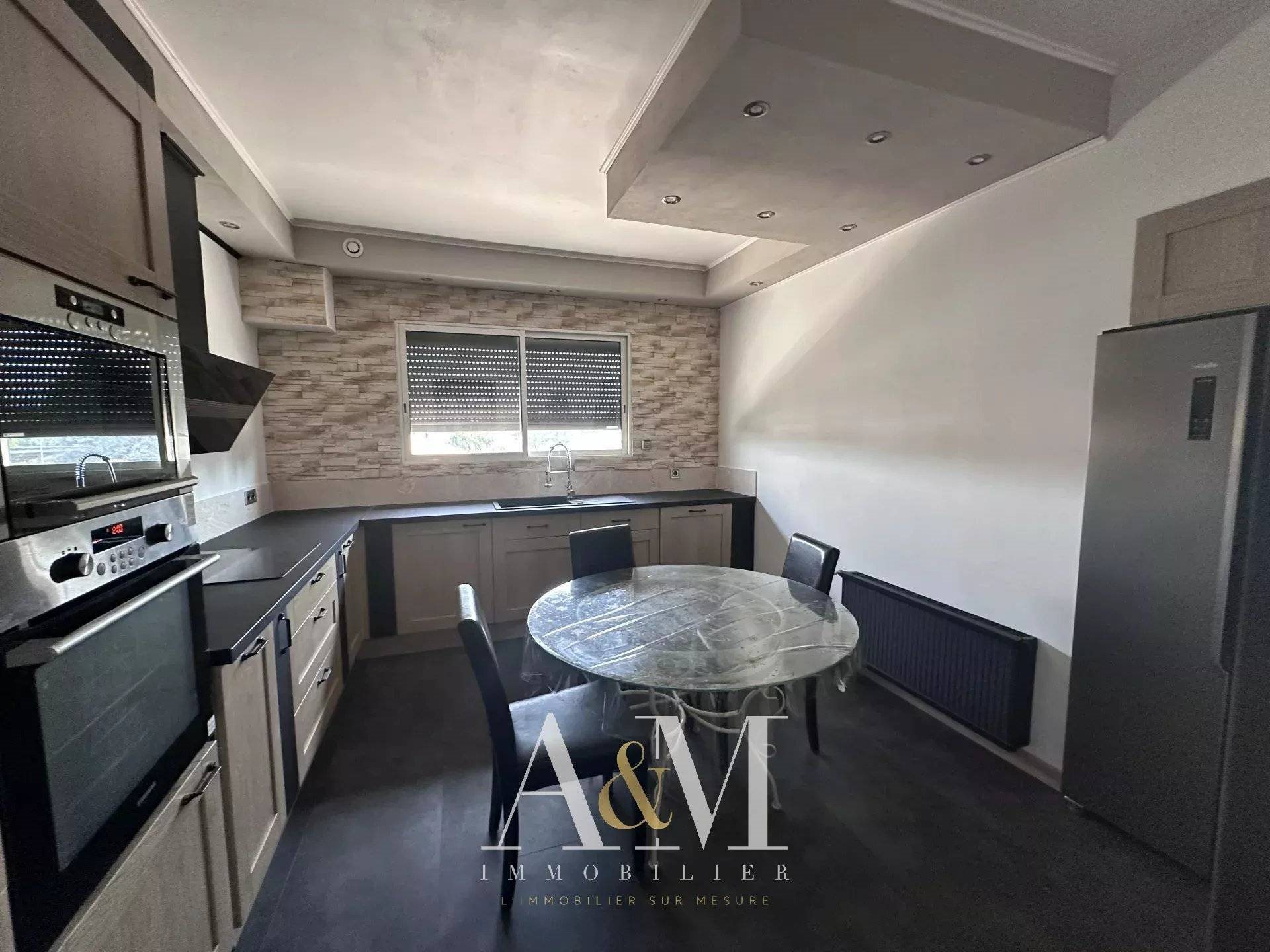 Maison à vendre, 226m², Angoulême