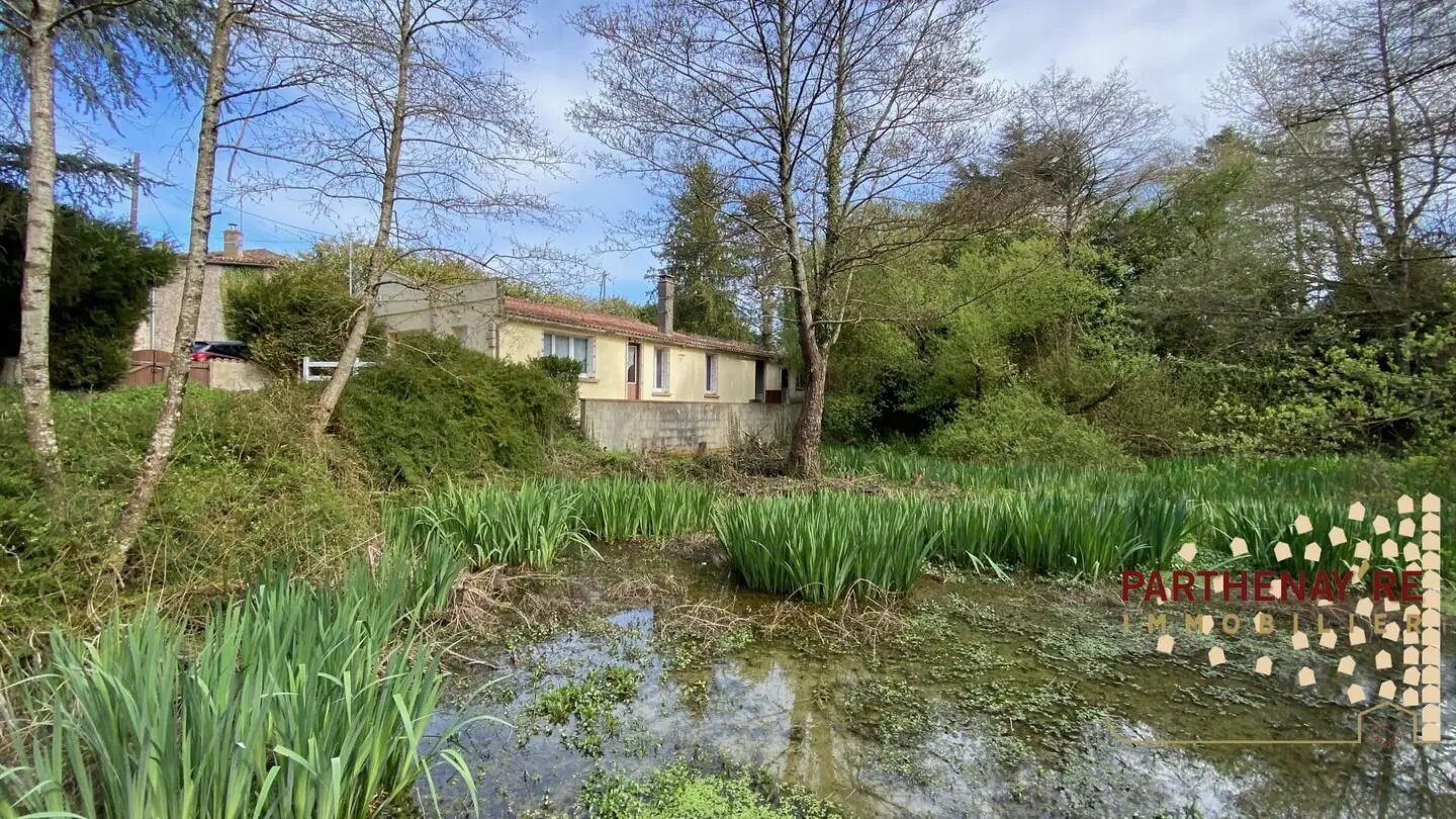 Maison à vendre, 102m², Clessé