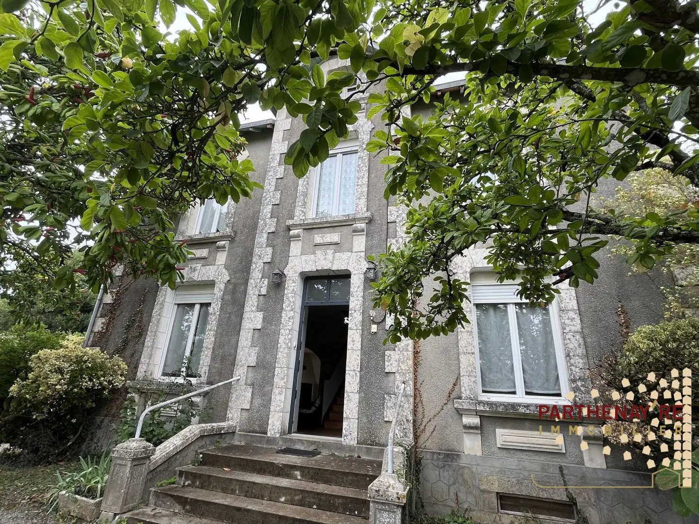 Maison à vendre, 156m², Mazières-en-Gâtine