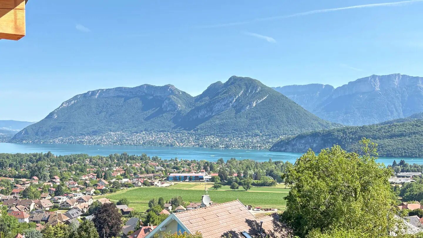 Maison à vendre, 210m², Saint-Jorioz