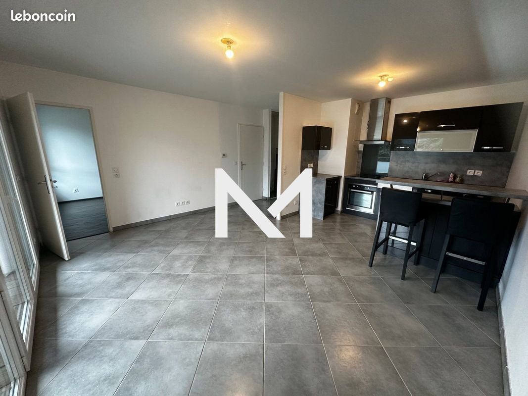 Appartement à louer, 43m², Saint-Ismier