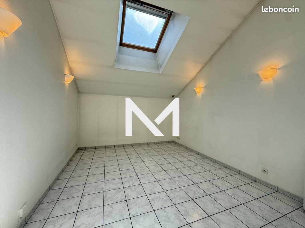 Appartement à louer, 23m², Grenoble
