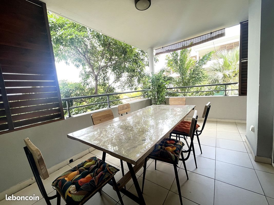Appartement à louer, 67m², Saint-Gilles-les-Bains