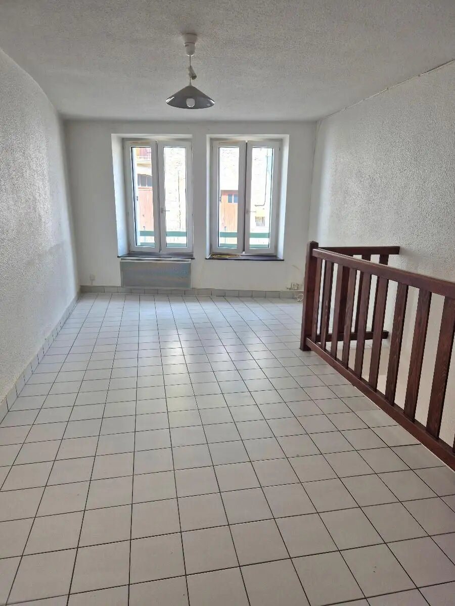 Appartement à louer, 61m², Montréal-la-Cluse