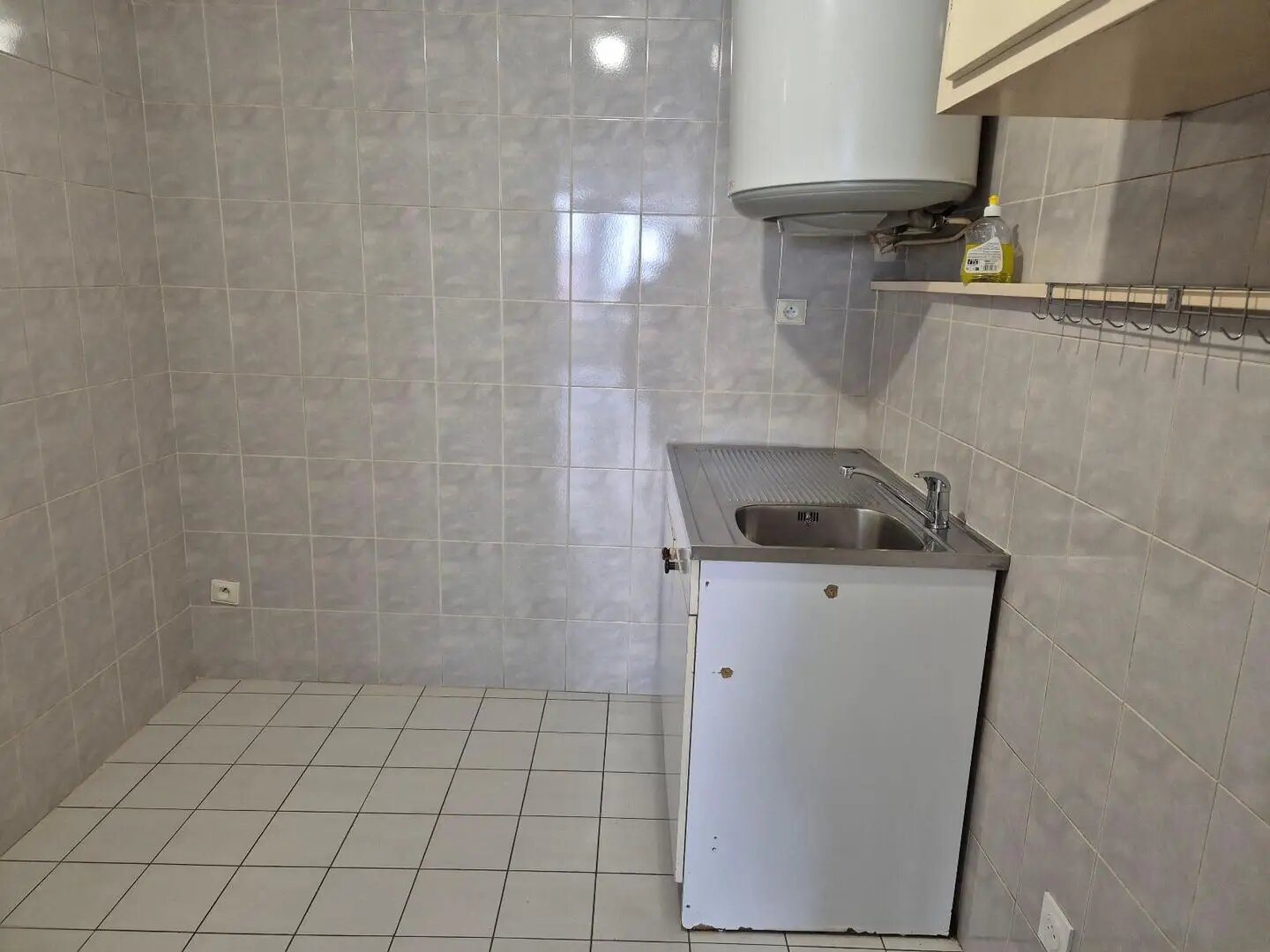 Appartement à louer, 61m², Montréal-la-Cluse