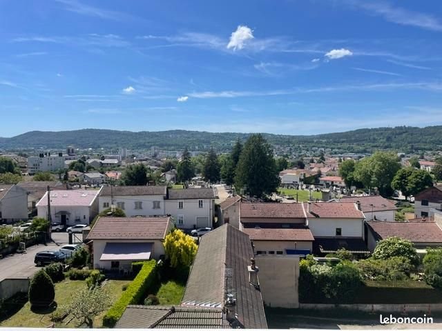 Appartement à louer, 61m², Oyonnax