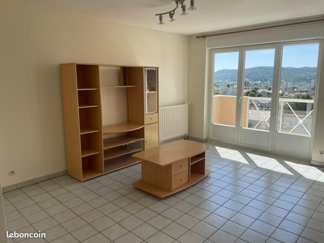 Appartement à louer, 61m², Oyonnax