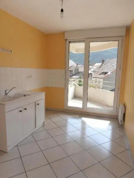 Appartement à louer, 74m², Nantua