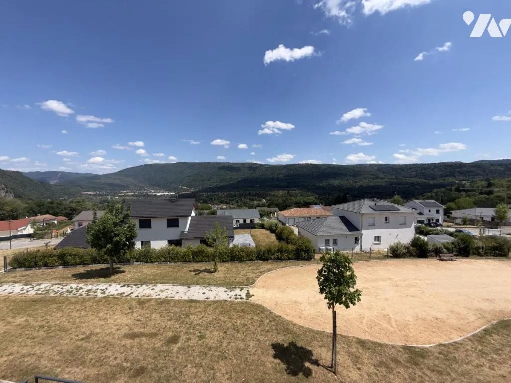 Maison à vendre, 106m², Dortan