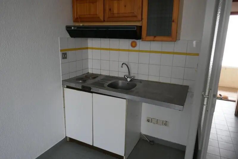 Appartement à louer, 28m², Montréal-la-Cluse