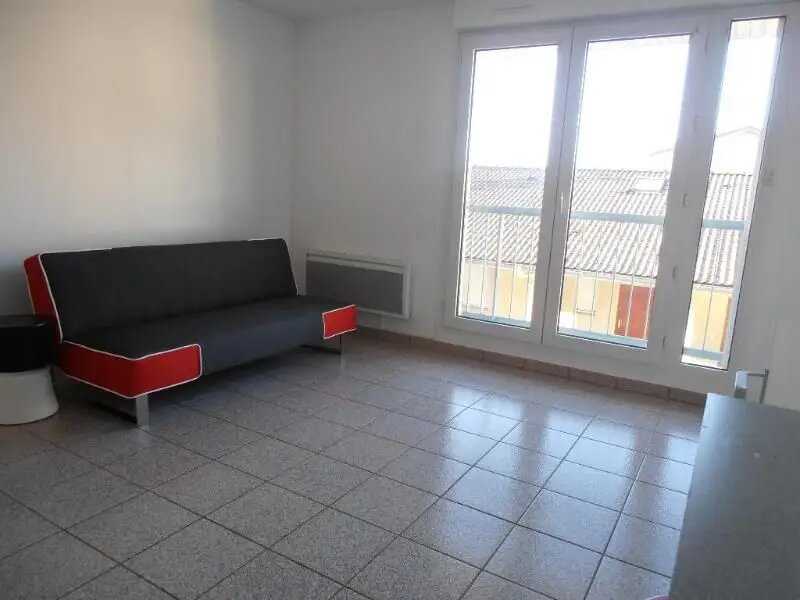 Appartement à louer, 24m², Montréal-la-Cluse