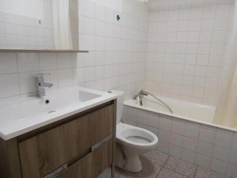 Appartement à louer, 24m², Montréal-la-Cluse