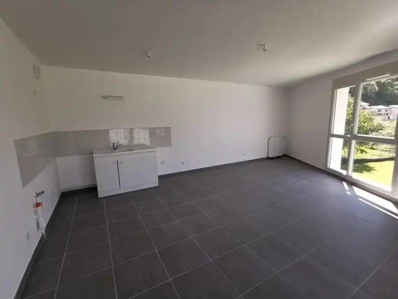 Appartement à louer, 80m², Montréal-la-Cluse