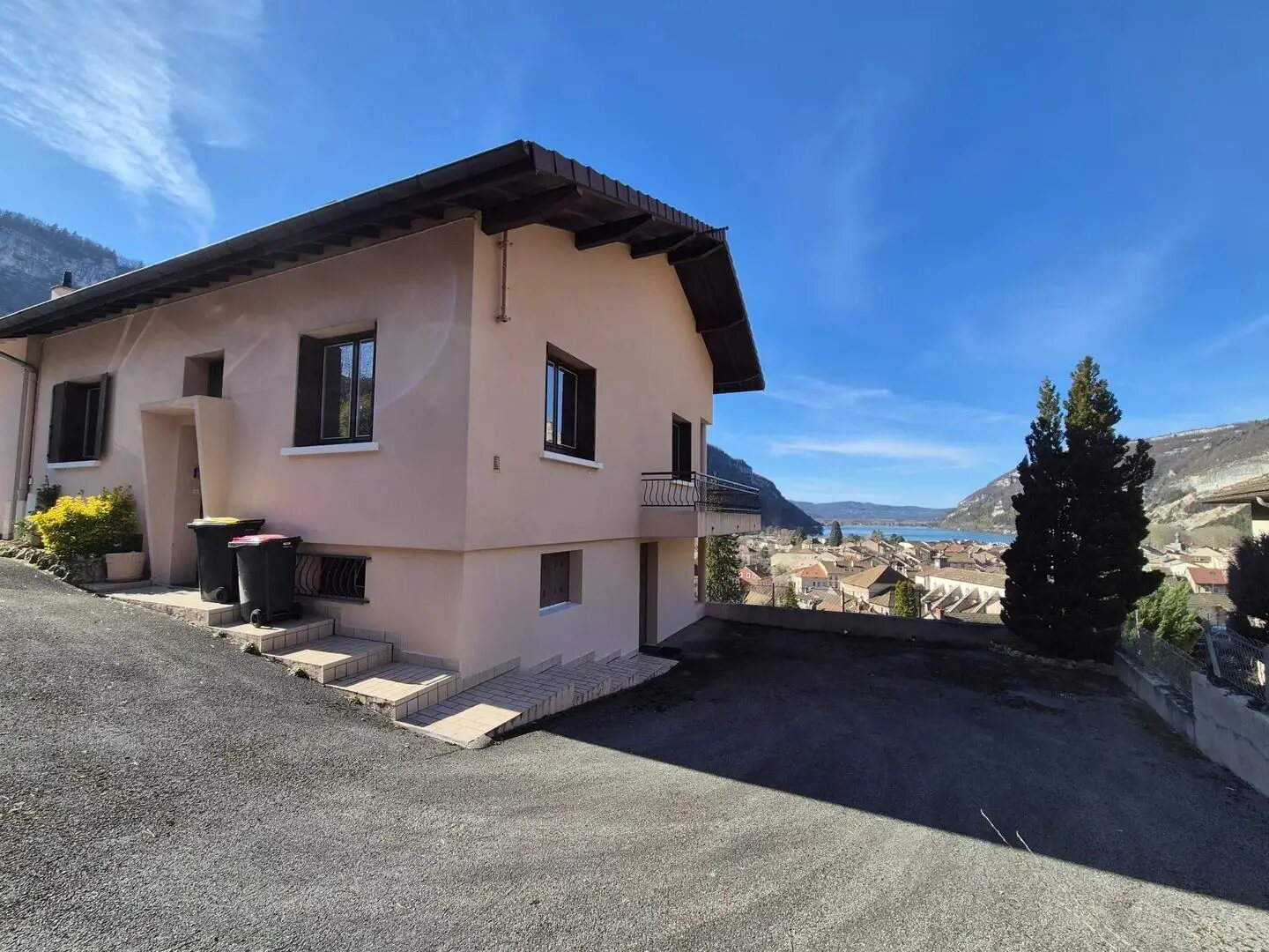 Maison à vendre, 128m², Nantua