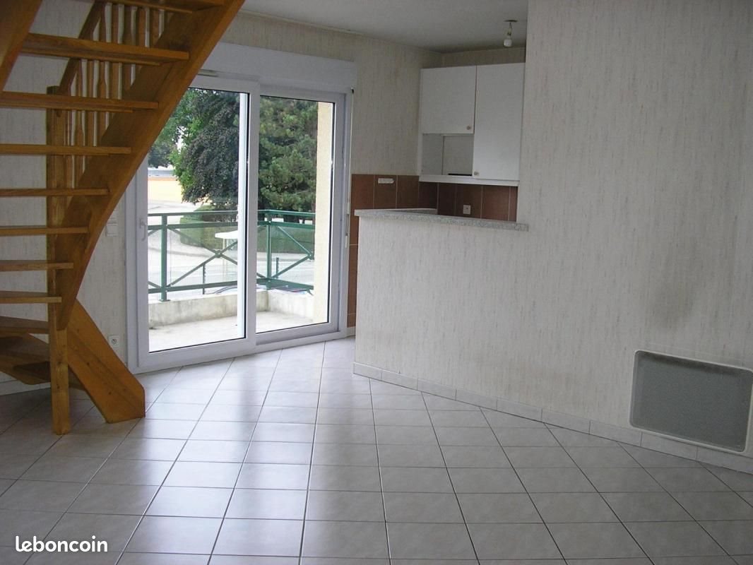 Appartement à louer, 58m², Montréal-la-Cluse