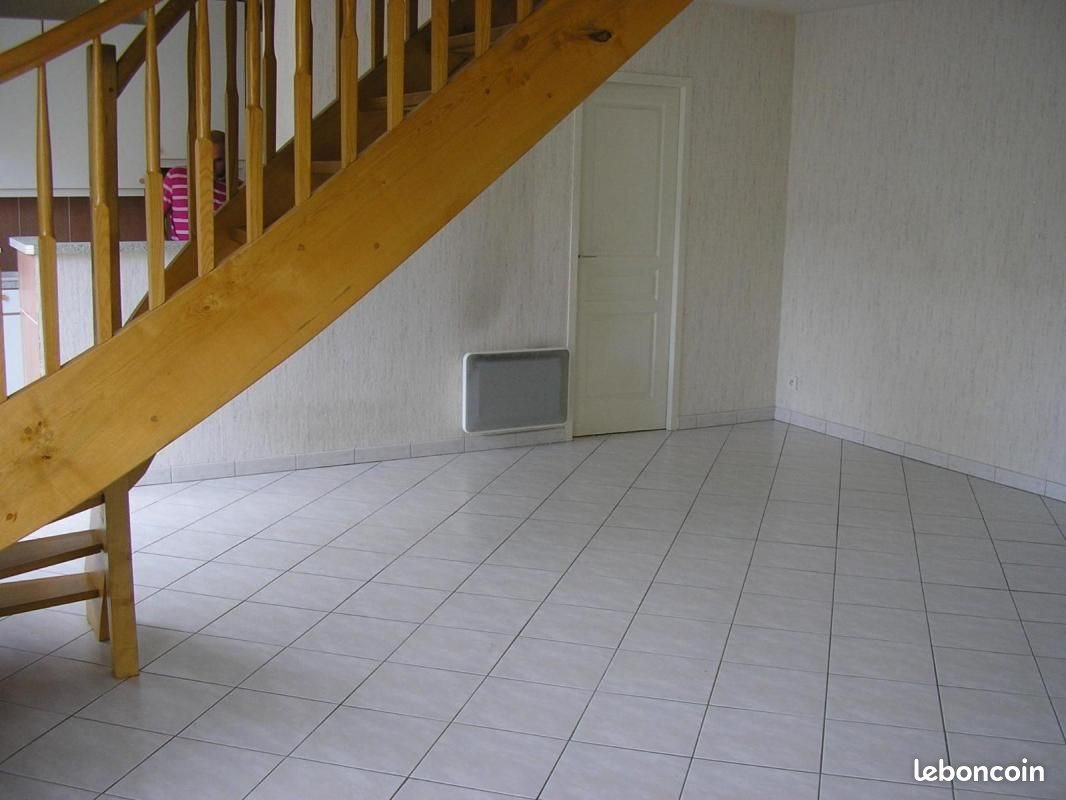 Appartement à louer, 58m², Montréal-la-Cluse