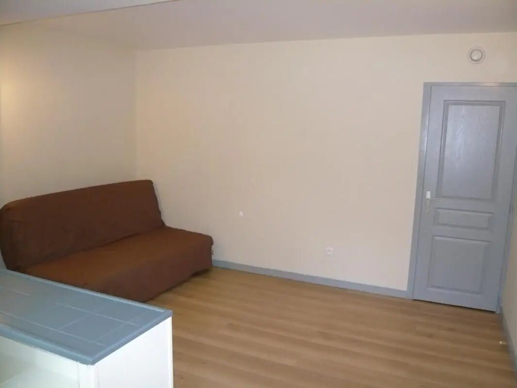 Appartement à louer, 18m², Loyettes