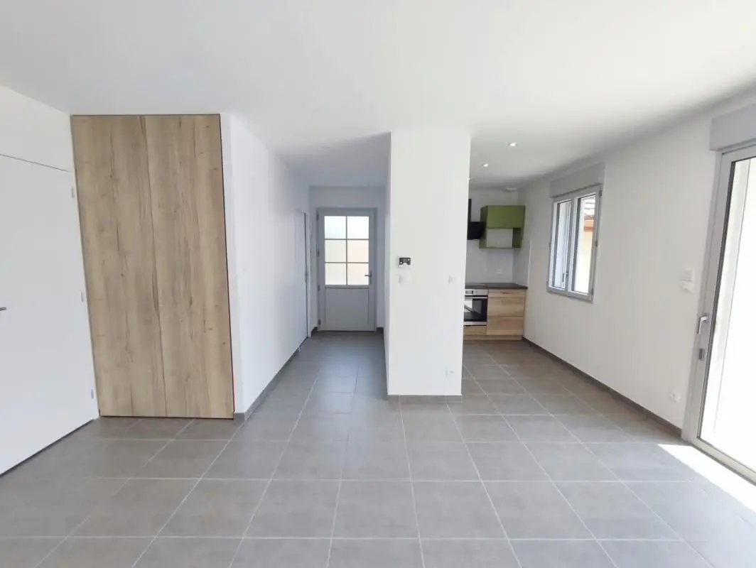 Appartement à louer, 61m², Saint-Romain-de-Jalionas