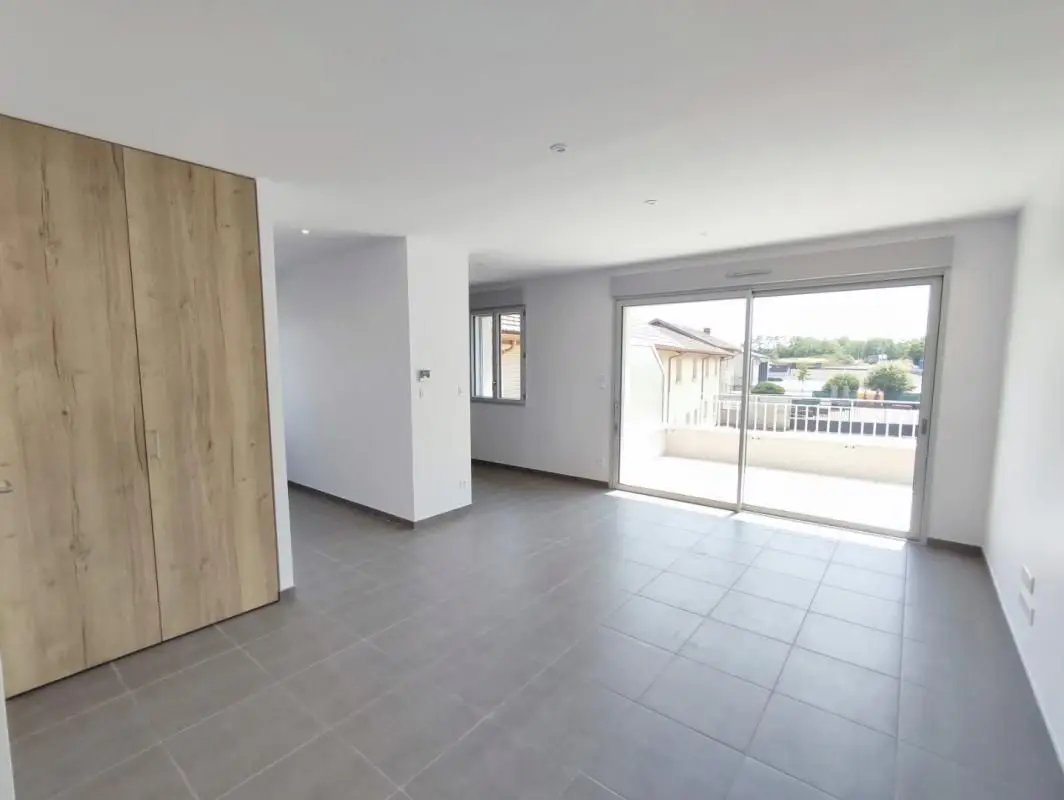 Appartement à louer, 61m², Saint-Romain-de-Jalionas