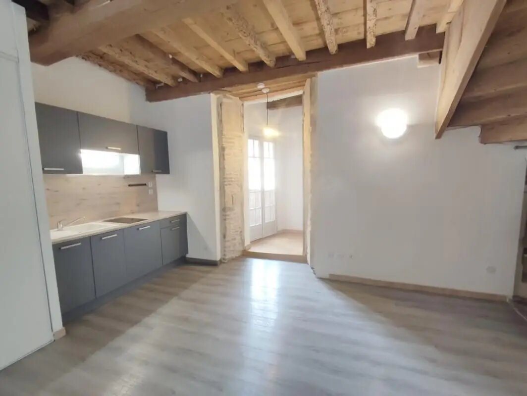 Appartement à louer, 47m², Crémieu