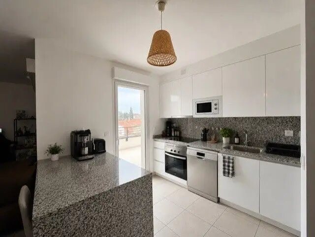 Appartement à louer, 44m², Pont-de-Chéruy
