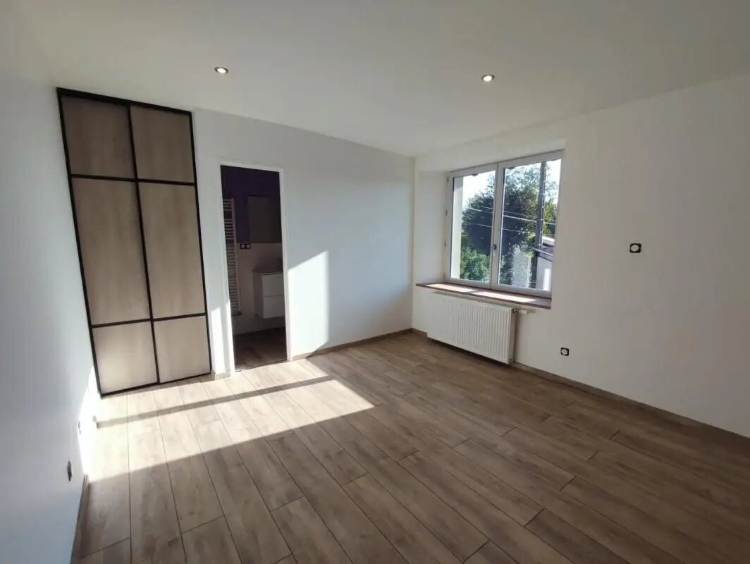 Maison à louer, 92m², Ambronay