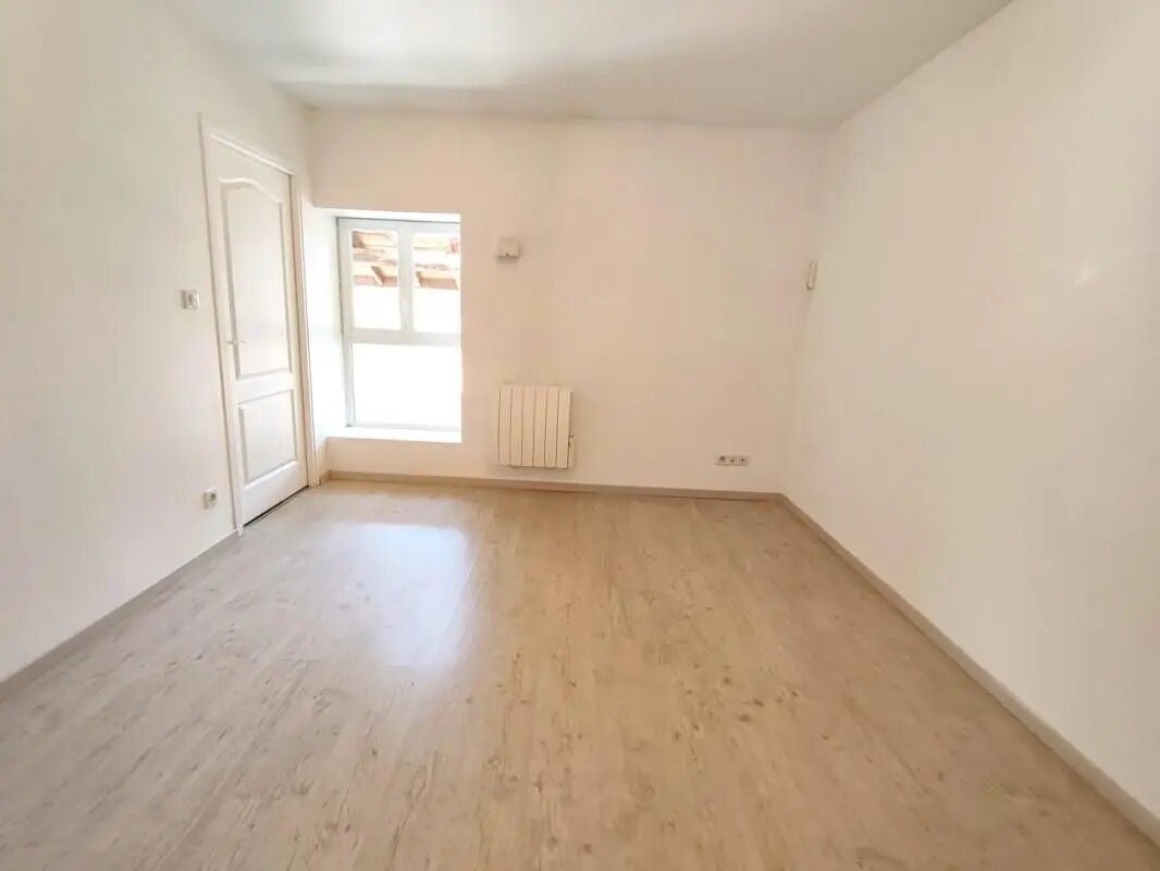 Maison à louer, 67m², Saint-Chef