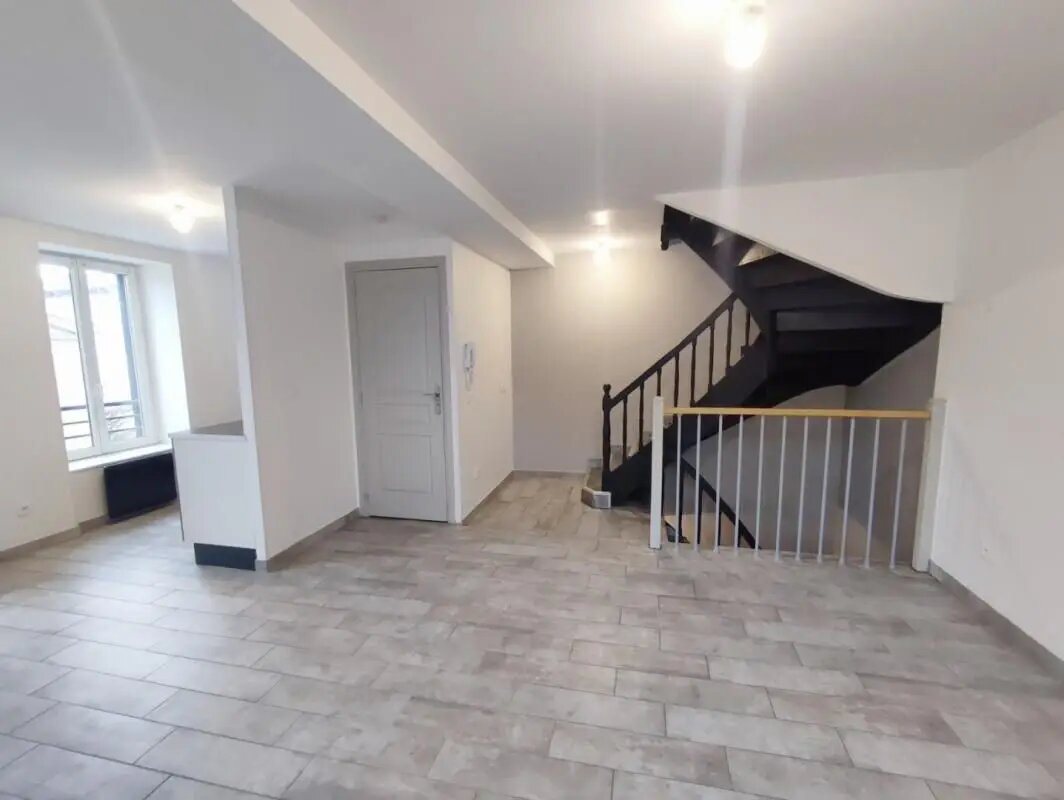 Appartement à louer, 50m², La Verpillière