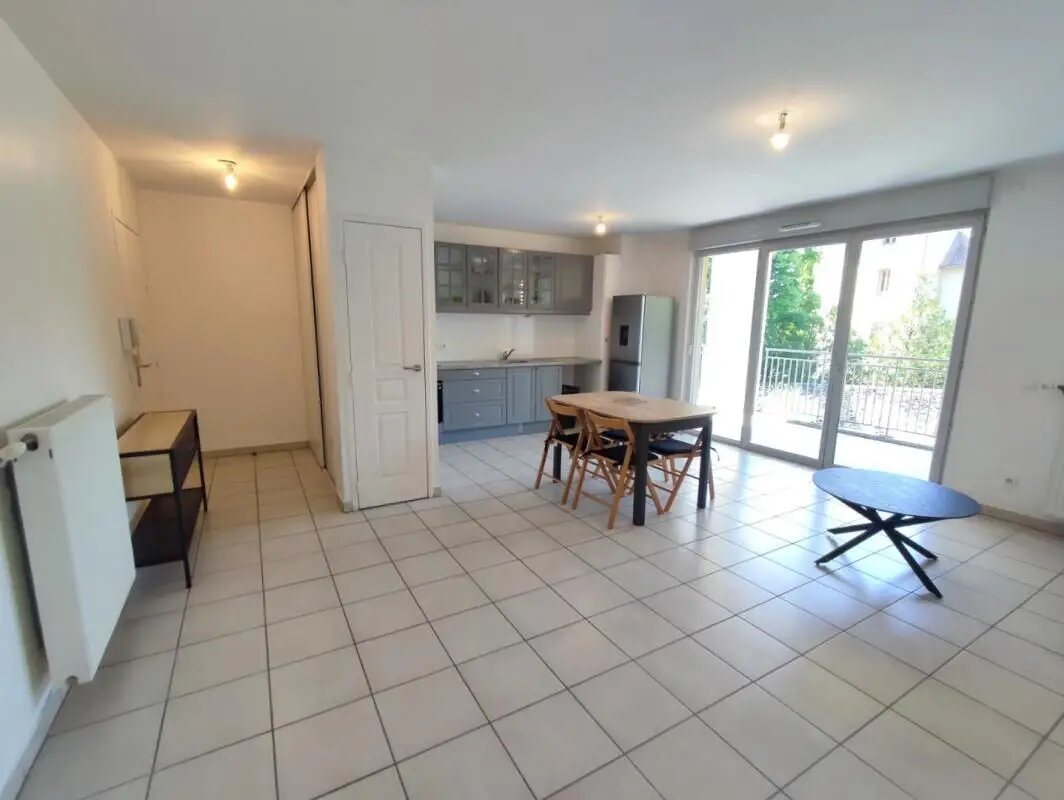 Appartement à louer, 64m², Crémieu