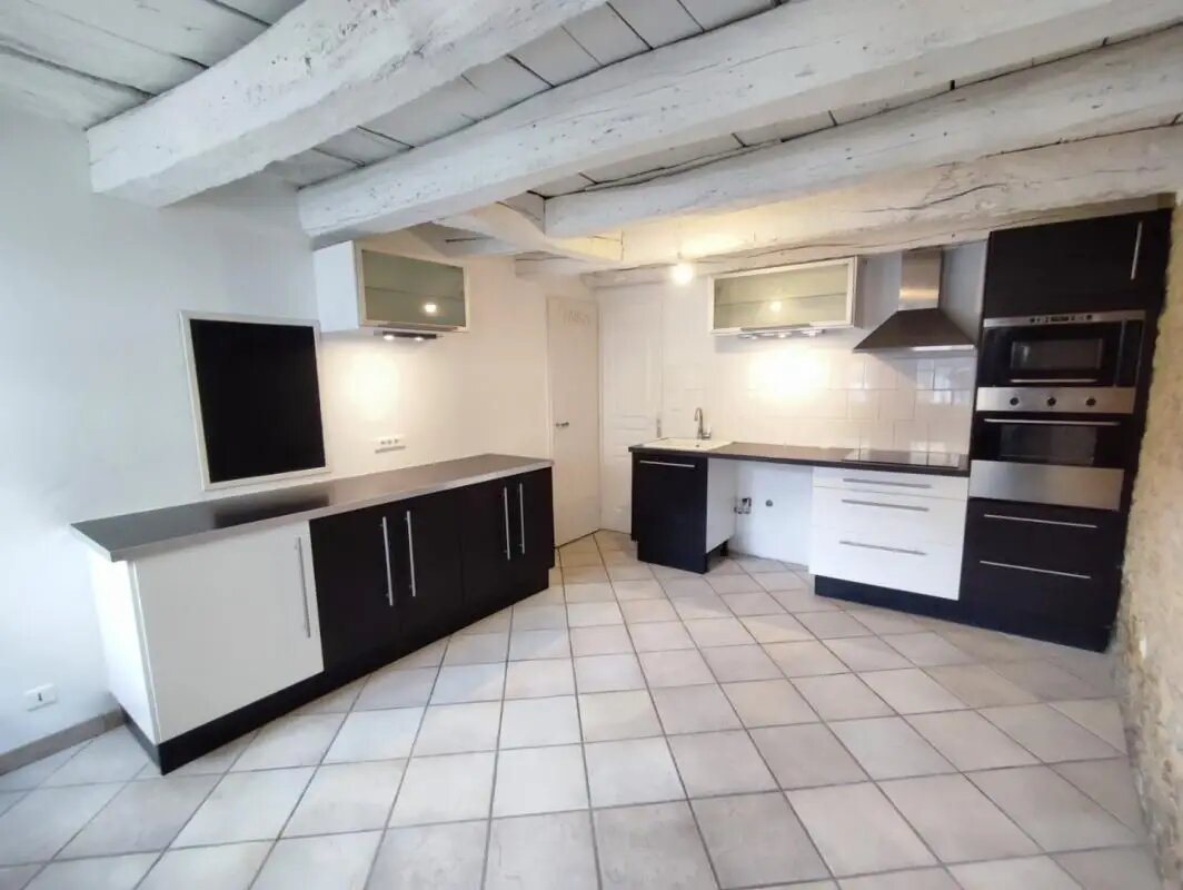 Maison à louer, 67m², Crémieu