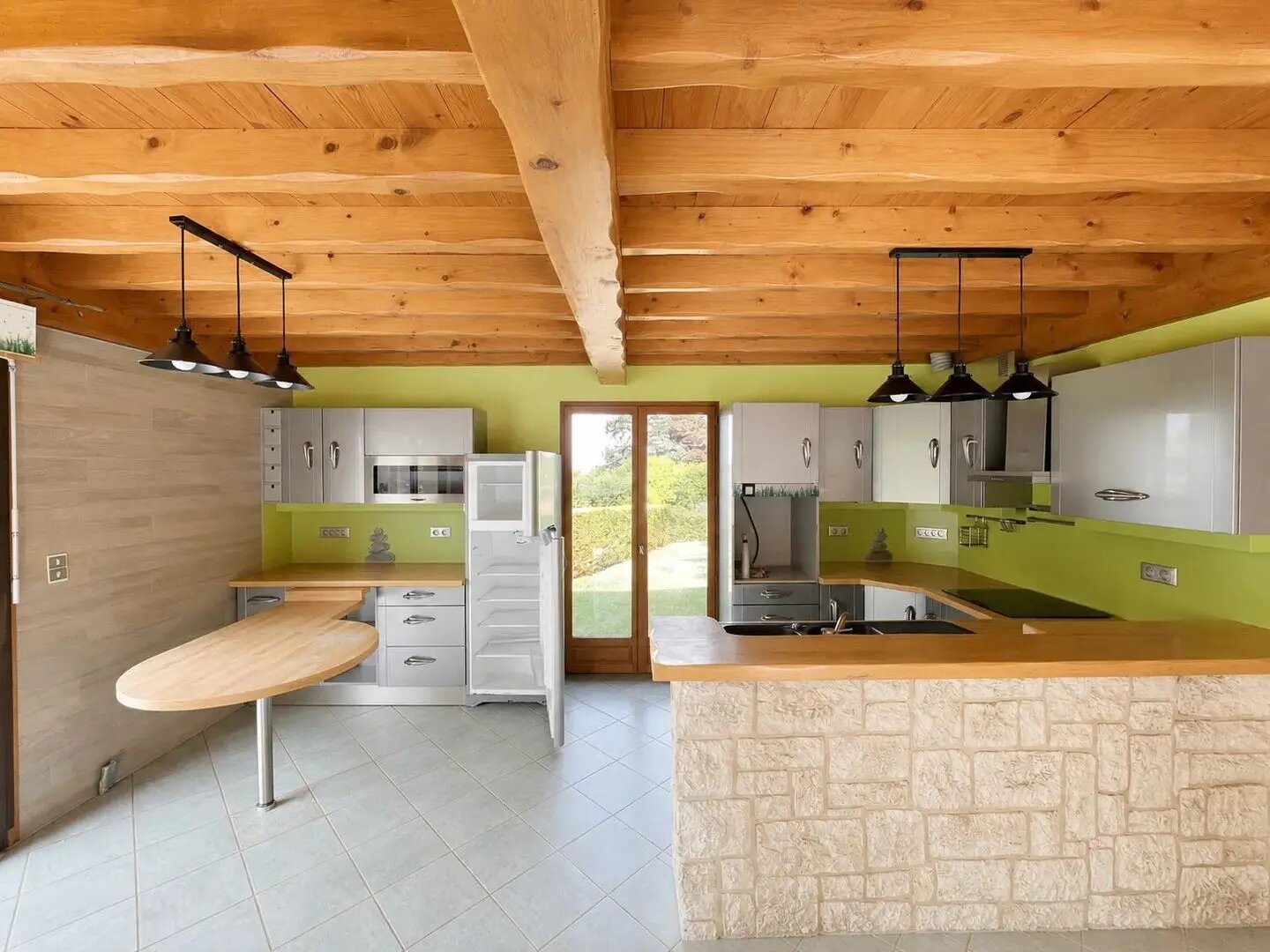 Maison à vendre, 94m², Leyrieu