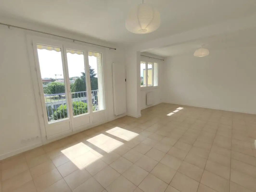 Appartement à louer, 81m², Tignieu-Jameyzieu
