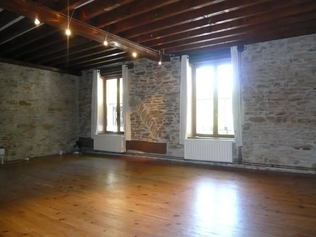 Maison à louer, 103m², Crémieu