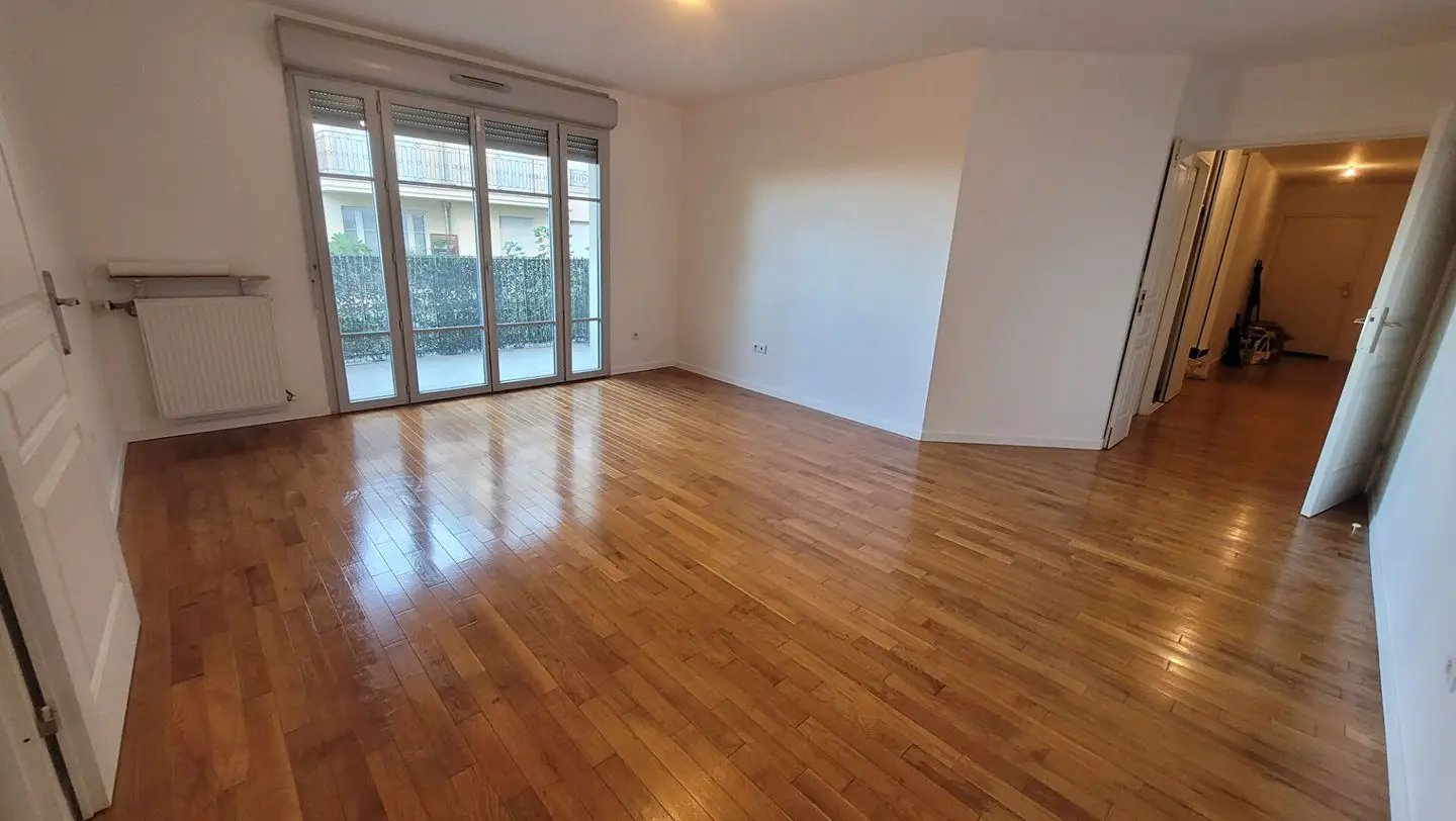 Appartement à louer, 72m², Saint-Cyr-l'École