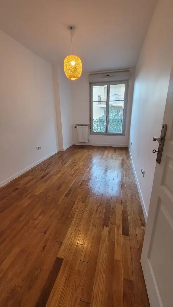 Appartement à louer, 72m², Saint-Cyr-l'École