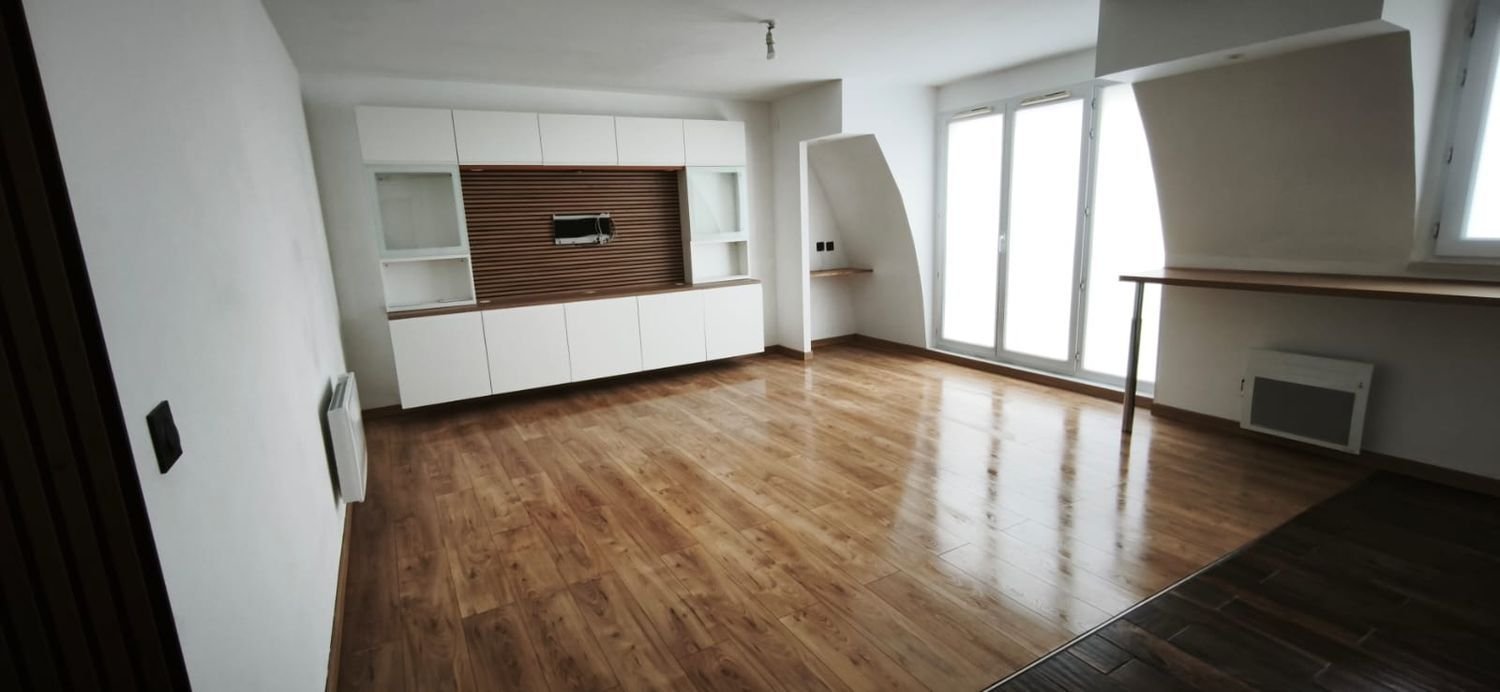Appartement à louer, 58m², Cergy
