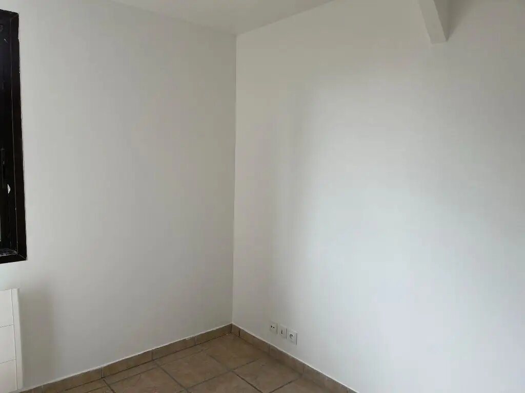 Appartement à louer, 27m², Jouy-le-Moutier