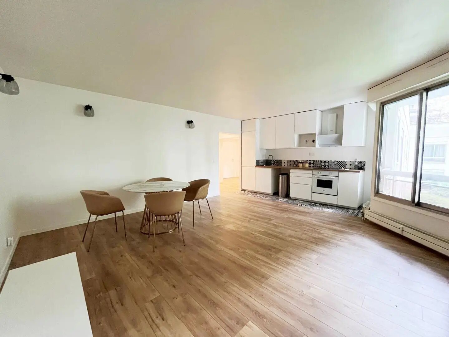 Appartement à louer, 72m², Courbevoie
