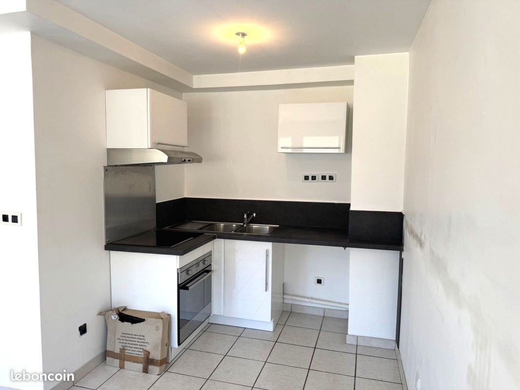 Appartement à louer, 45m², La Côte-Saint-André