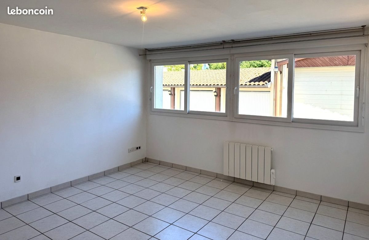 Appartement à louer, 45m², La Côte-Saint-André