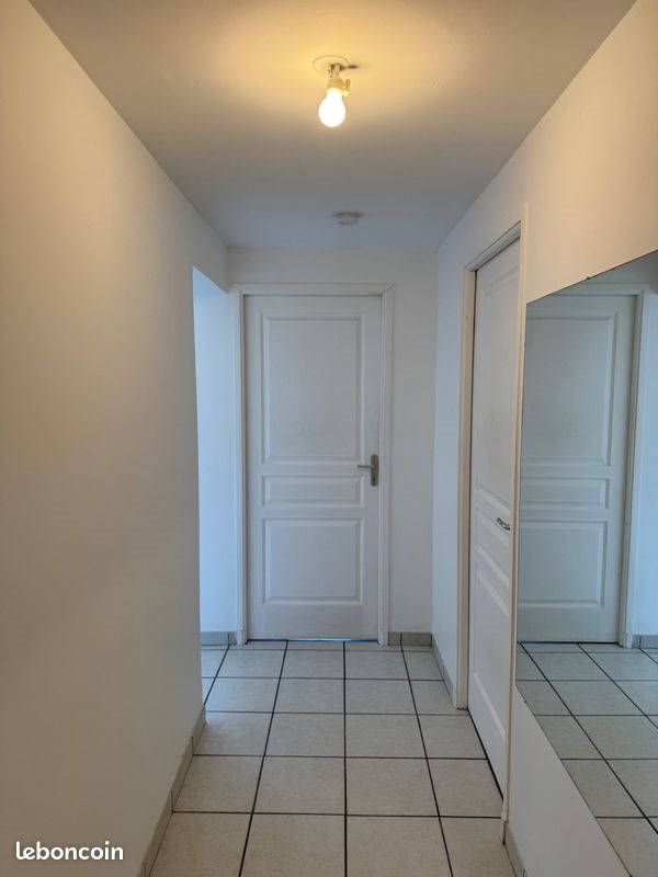 Appartement à louer, 45m², La Côte-Saint-André